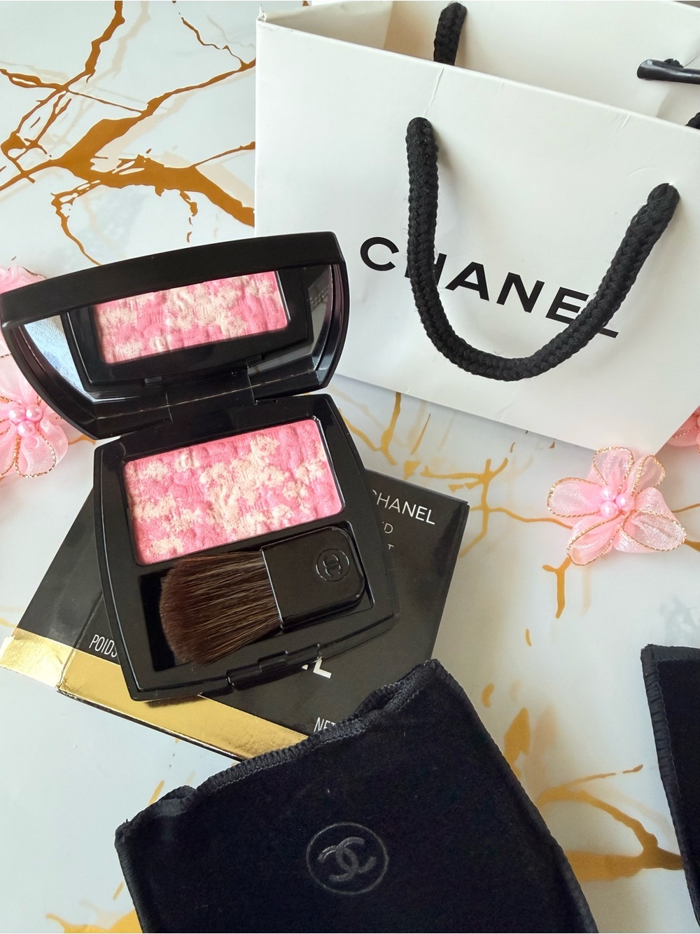 Chanel blush brand new in box shade 10